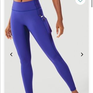 FABLETICS High-waisted w/ pockets